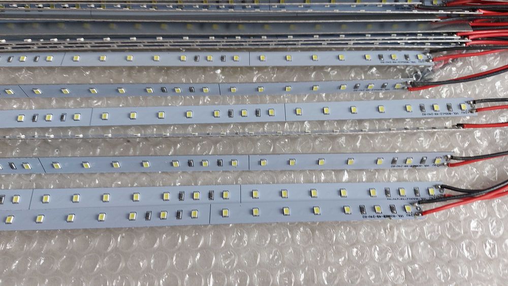 Banda LED din aluminiu 24 volti, 800mmx 12 mm lumina rece 20 bucati