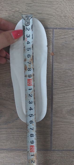 Продам детскую обувь 26р.