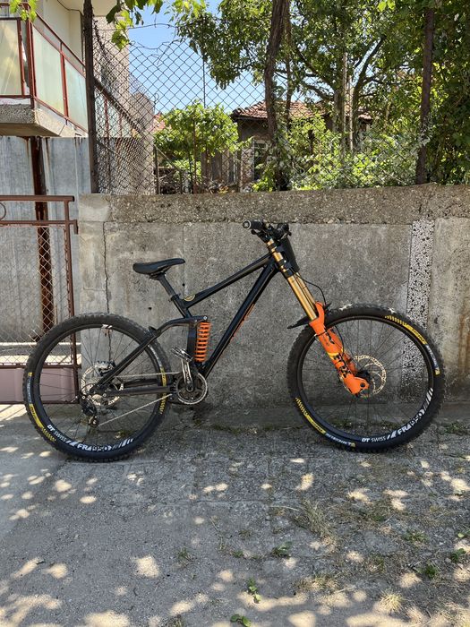 Продавам велосипед Cube Two15 SL 2020.