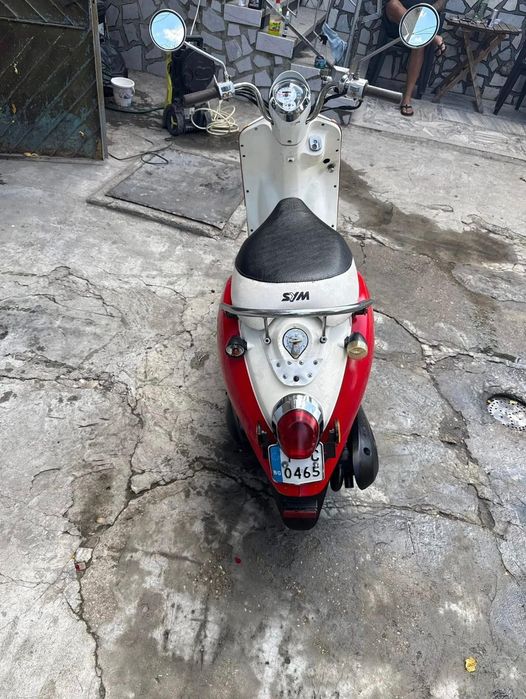 Продавам скутер мио 50