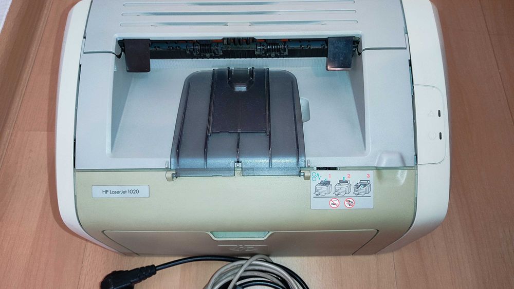 Принтер лазерный HP1020