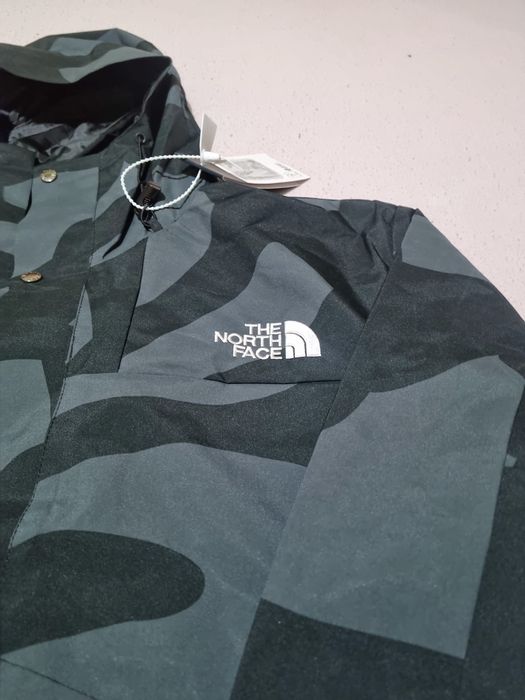 The North Face x KAWS Retro 1986 Mountain Jacket – Limited (Внос)