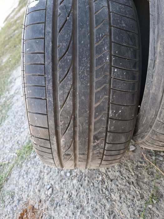Продам шины 255/40/17 бриджистон
