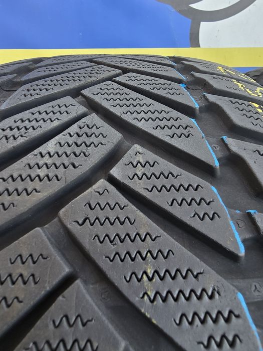 255 45 17 dunlop m+s