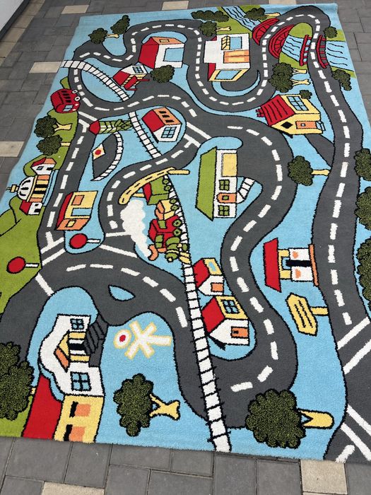 Vand covor aproape nou