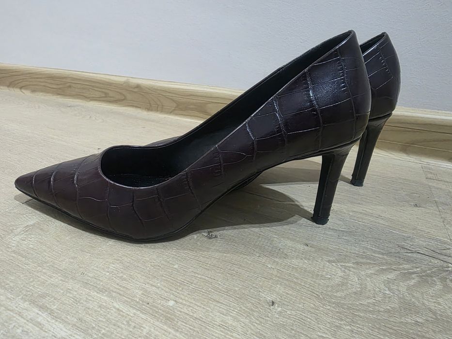 Обувки  MANGO шагрениран ефект