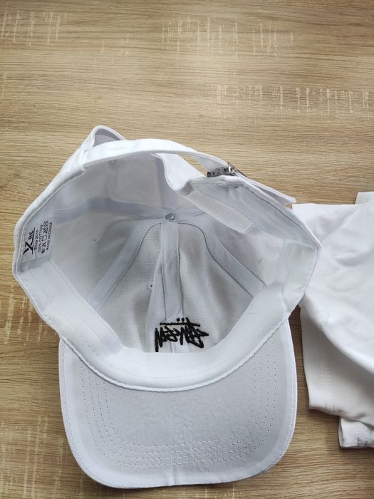 Stussy hat white