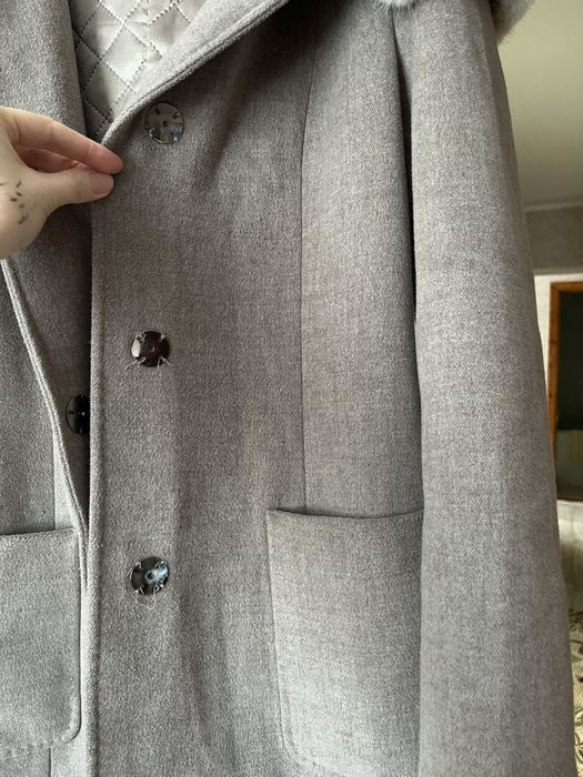 Продам польто женское