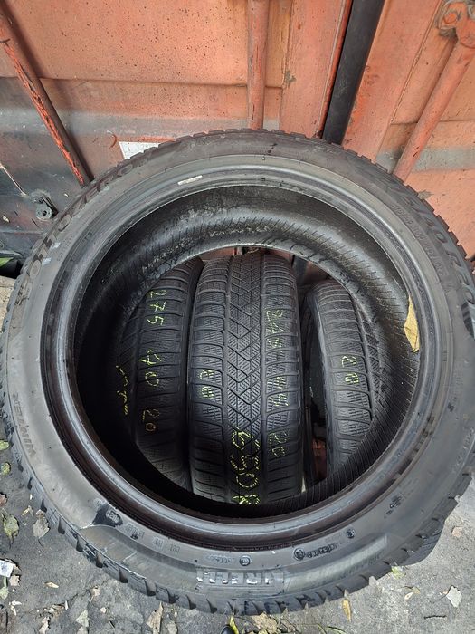 Anvelope Pirelli 245/45/20 si 275/40/20 runflat iarna