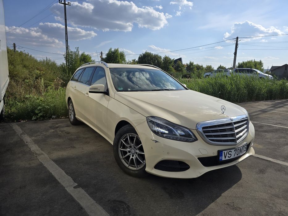 Vând Mercedes-Benz E200 (W212) break, 2016