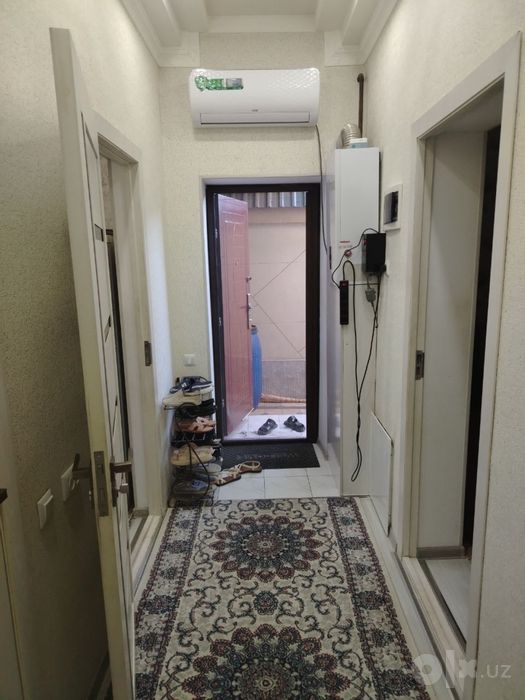 Uy sotiladi sergili da hamma narsasi qoladi.