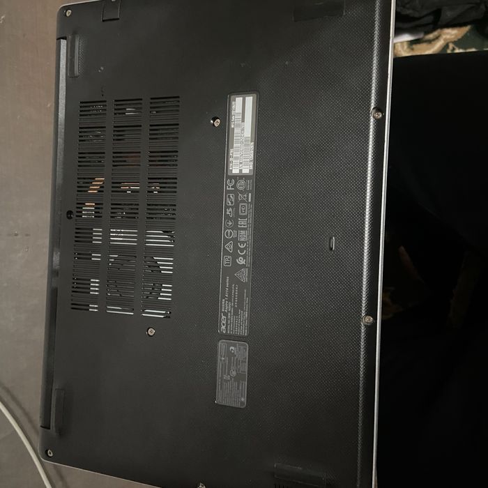 Ноутбук жумыс жасайға өте жаксы