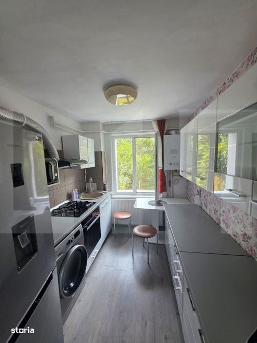 Apartament 2 camere, 50 mp, zona Simeria