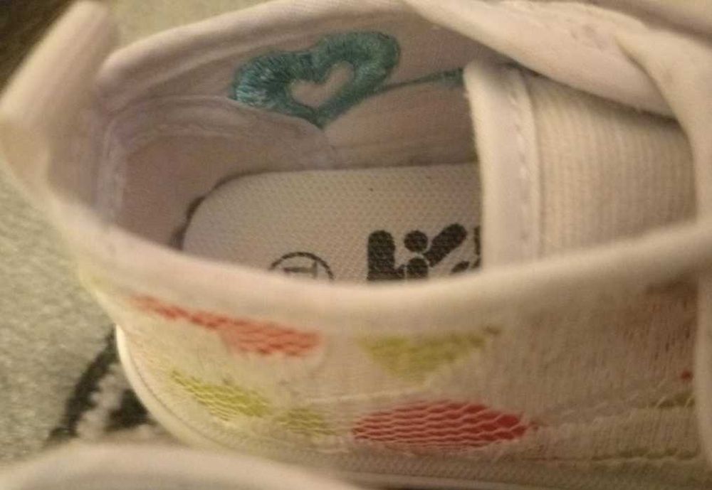 Уникални детски гуменки с бродерия - номер 21