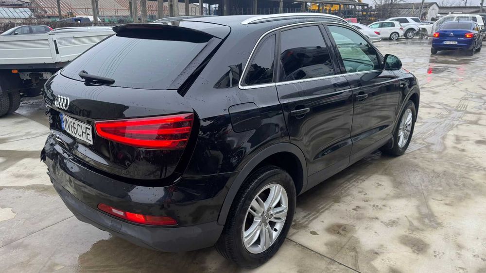 Audi Q3 S LINE 2.0 2012 euro5 manual avariat lovit avariate