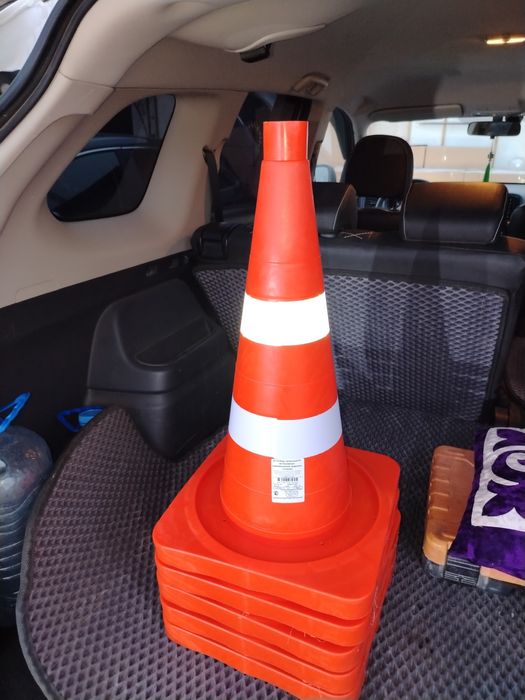 Конус сигнальный