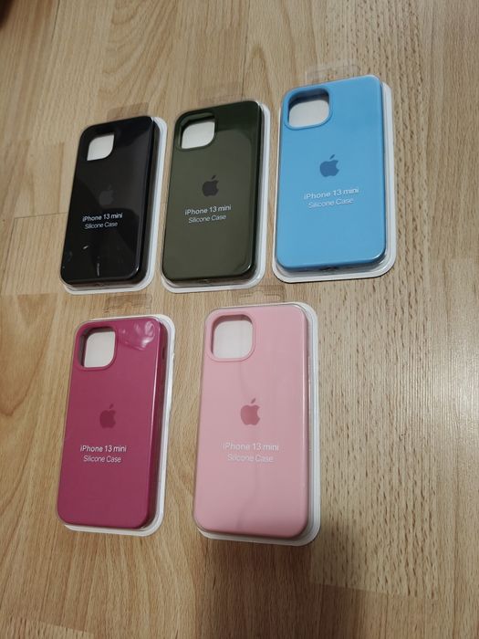 Husa iPhone 13 Mini Silicone Case Noua