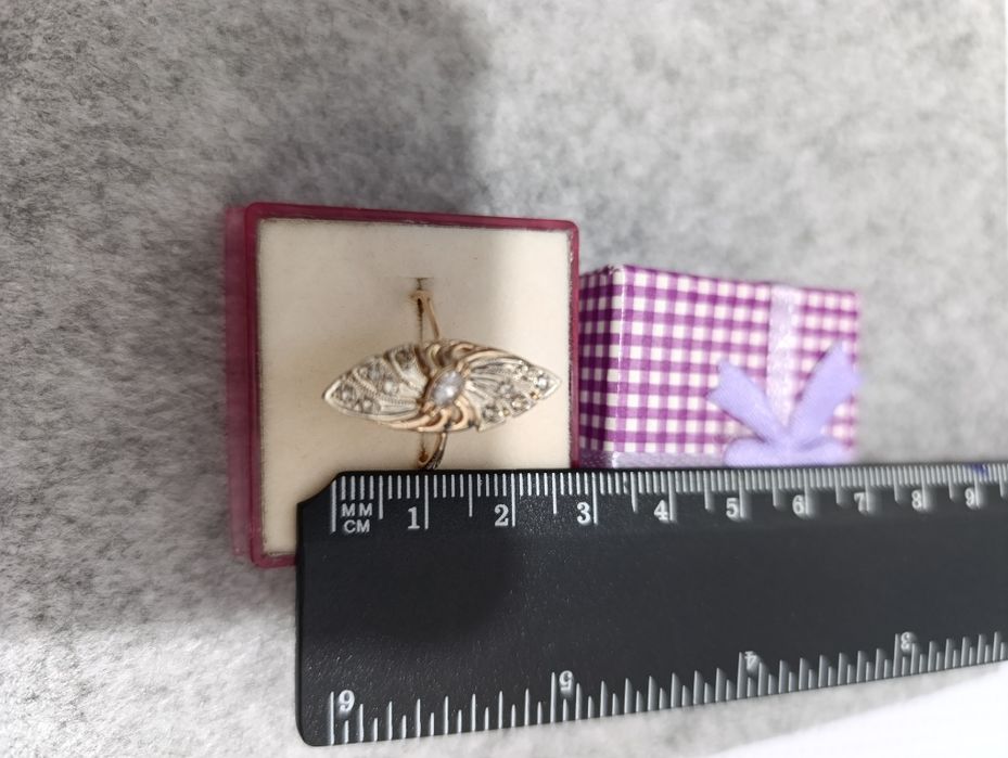 Кольцо советское с якутскими бриллиантами.