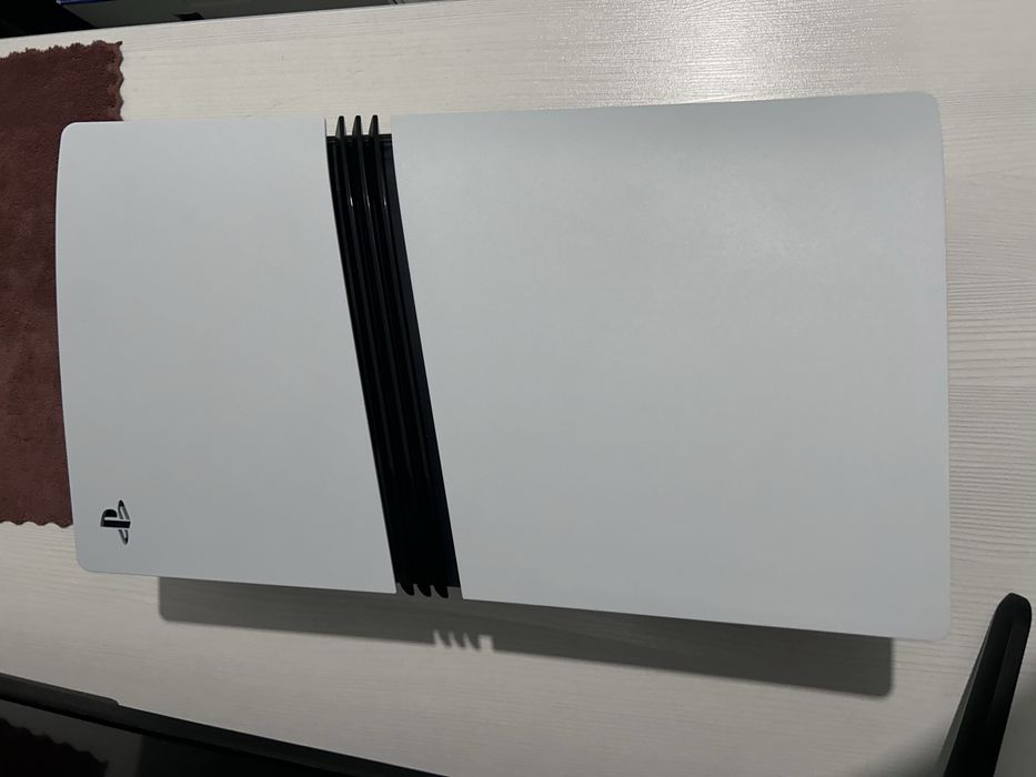 sony playstation 5 pro и телевизор яндекс с Алисой