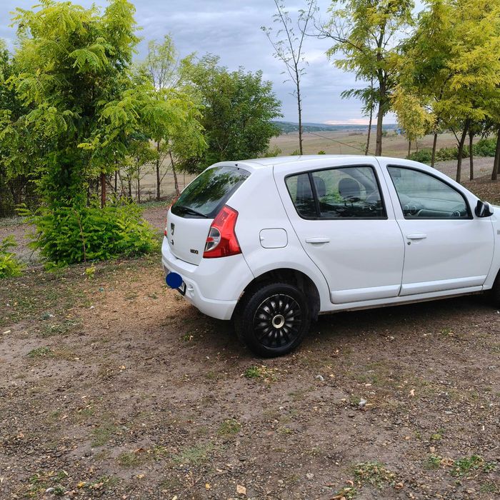 DACIA Sandero Stepway 2011 — imagine 4