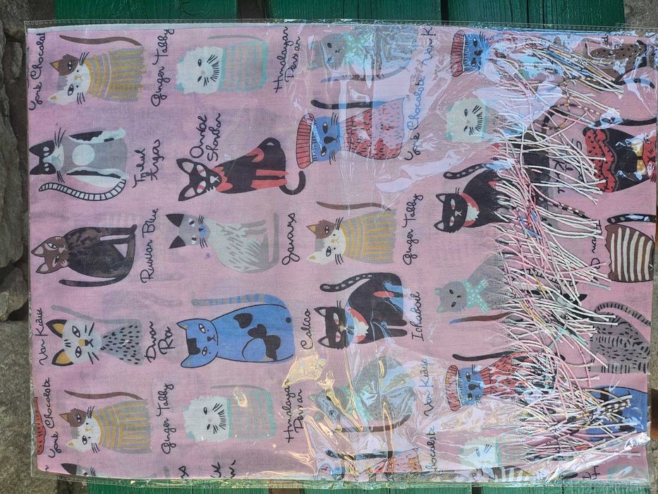 Шал памук и кашмир с котки