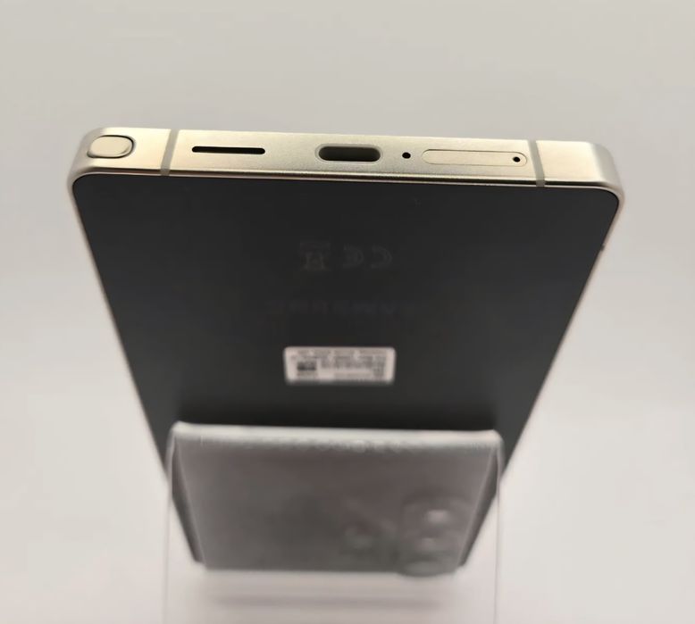 Samsung S25 Ultra / Jetblack/Black / 512 GB / DeluxGSM