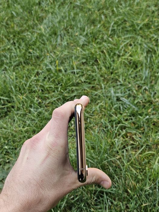 Iphone xs max sotladi