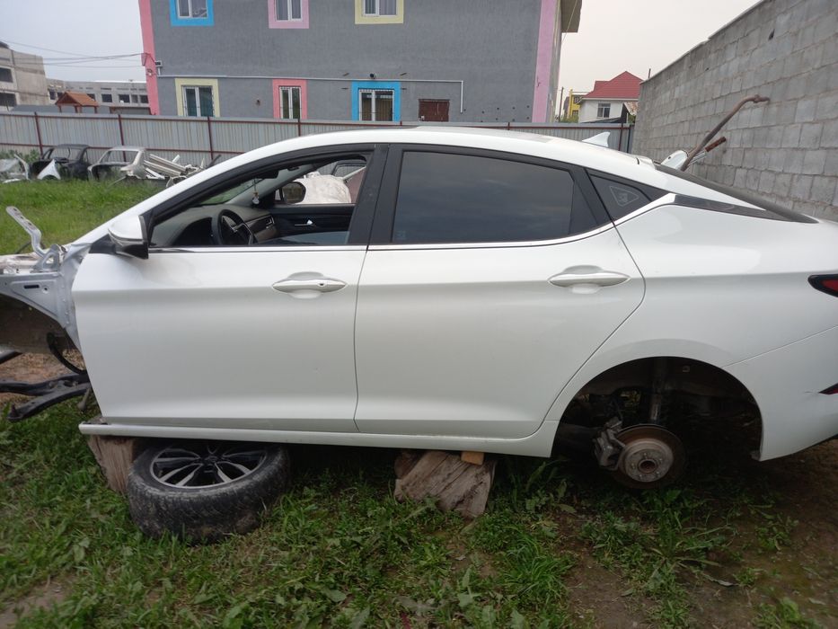 Дверь багажник крыша