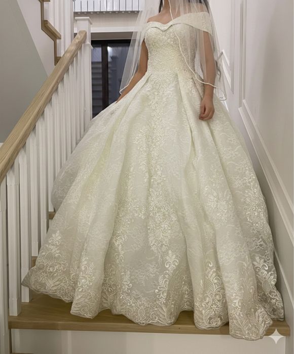 Продам свадебное платье