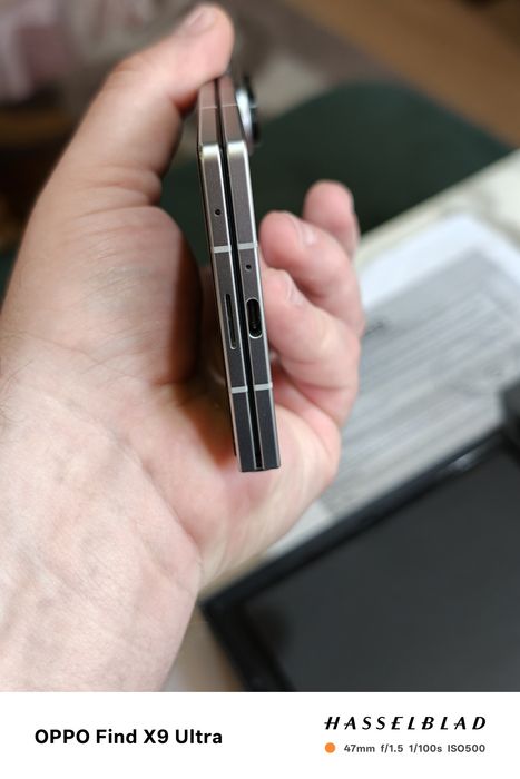 Samsung Galaxy Fold 7 Silver Shadow 256GB Гаранция Технополис!
