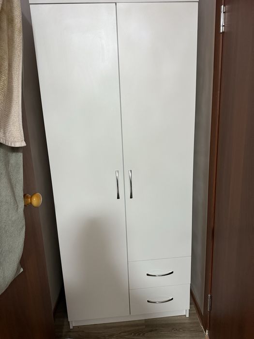 Продается новый шкаф!! Удобный