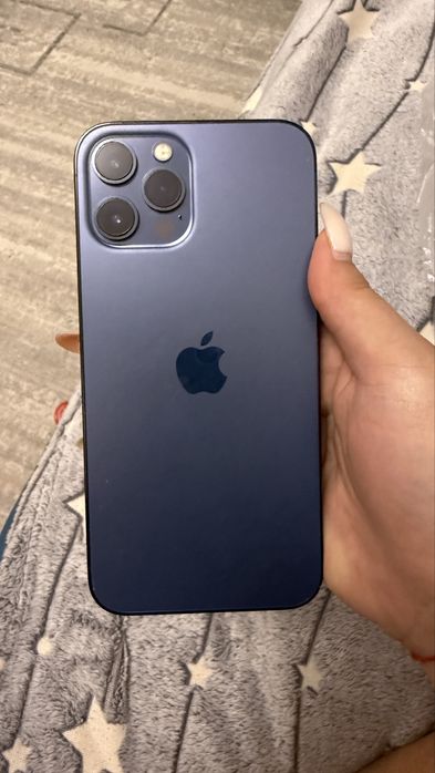 Продам Iphone 12 pro max