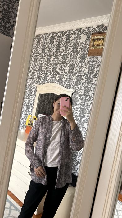 Рубашки почти новые