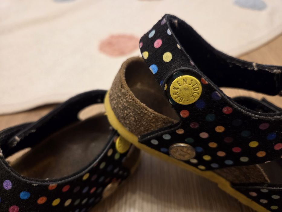 Sandale Birkenstock fetite mărimea 26