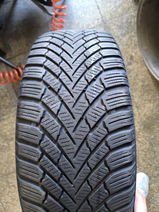 205 55 16 Continental Зимни 2бр.