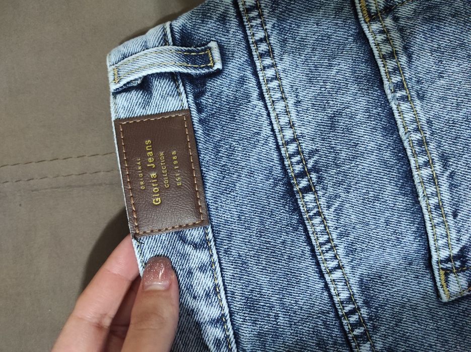 Джинсы новые Gloria Jeans
