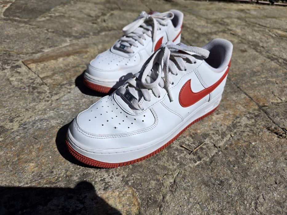 Маратонки/кецове Nike бели с червено