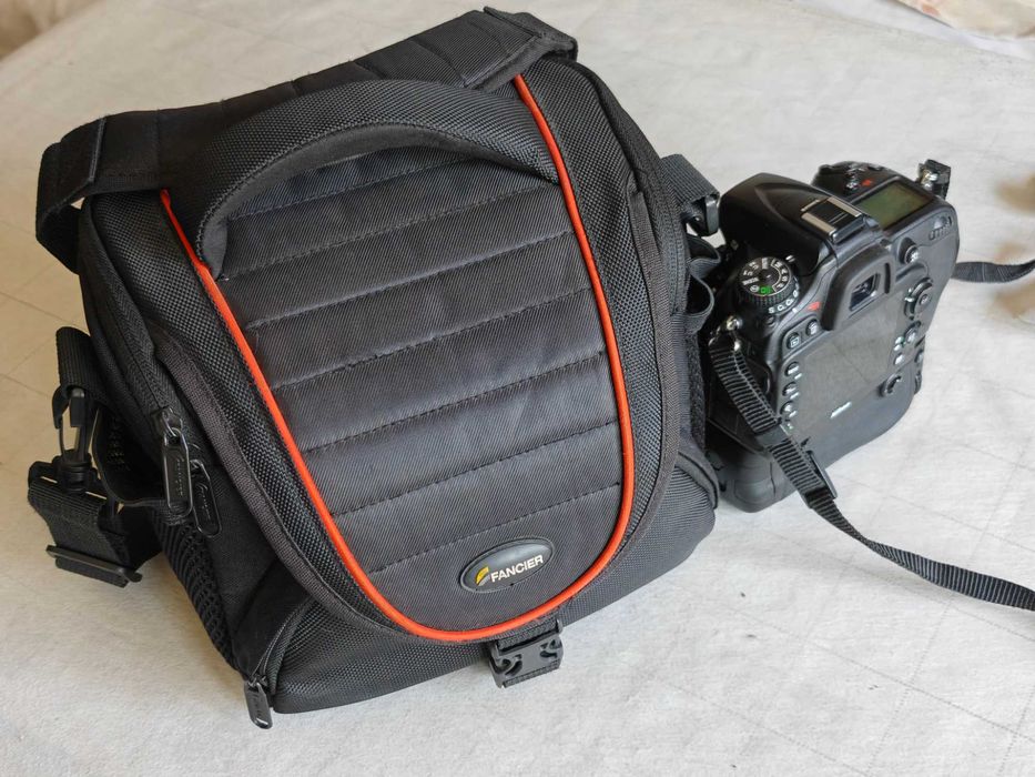Nikon D7100 тушка