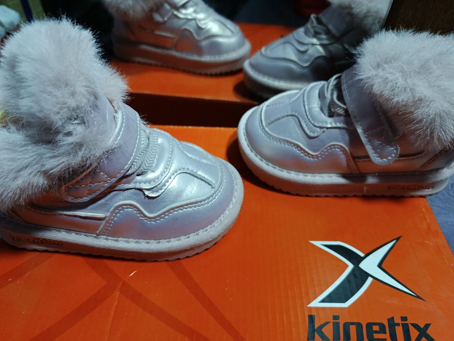 Ботинки детские на девочку