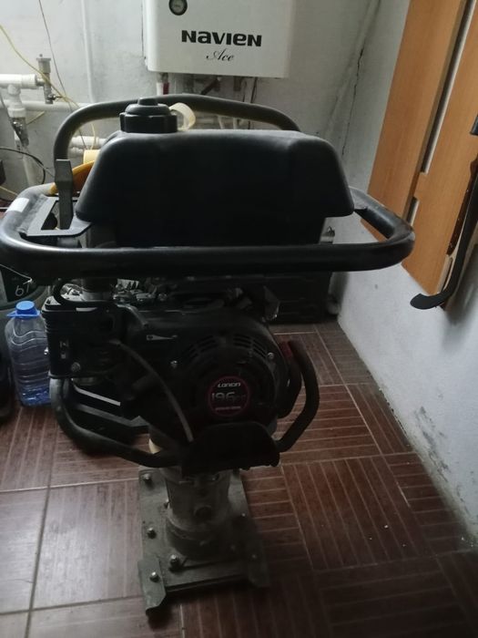 Продам трамбовку, почти новая.