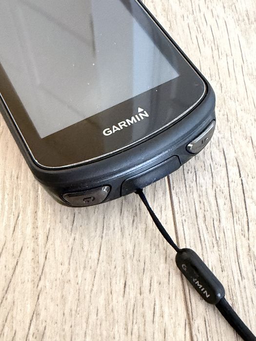 Garmin Edge 1030 велокомпьютер с GPS.