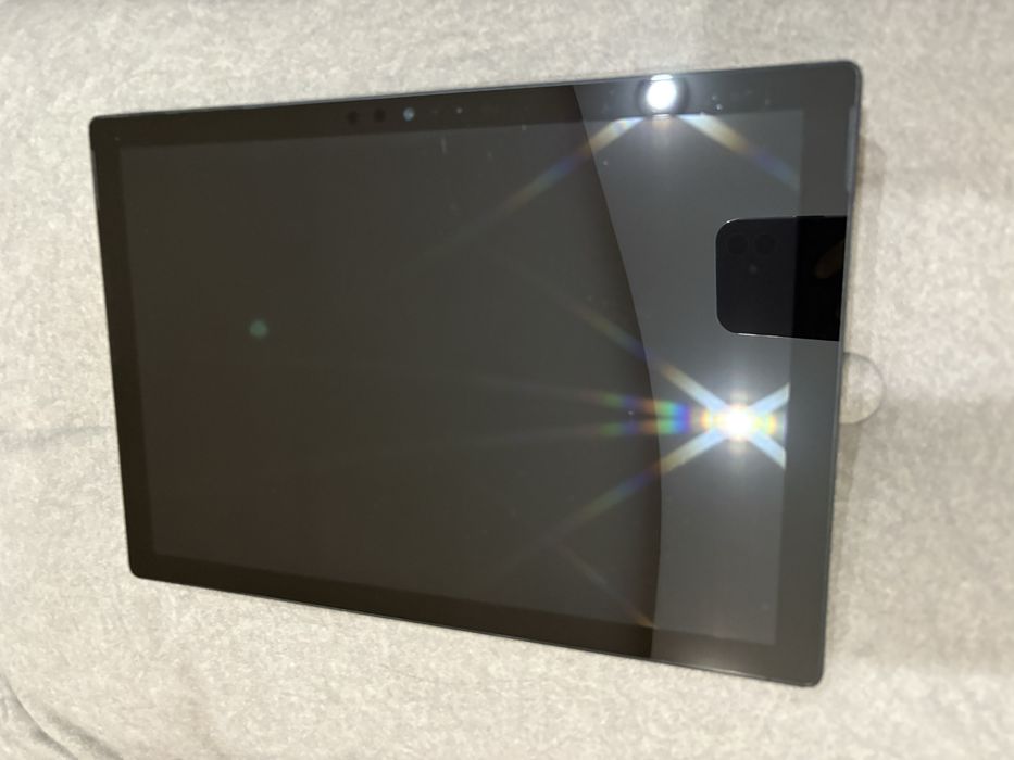 Планшет Microsort Surface Pro 6  256 GB