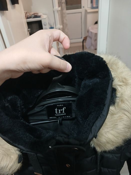 Продам куртку женскую