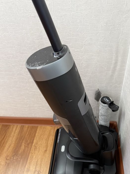 Продаю ручной пылесос 2в1