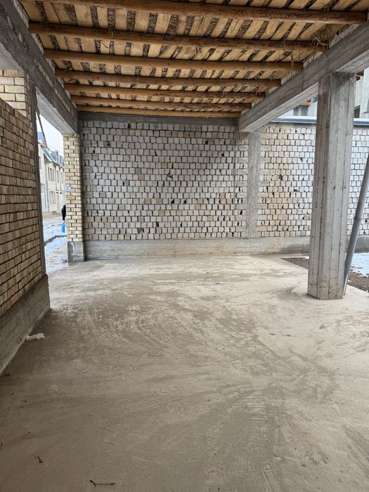 Срочна срочна Кизғалдок каробка 3,5 сотик добротний курилган