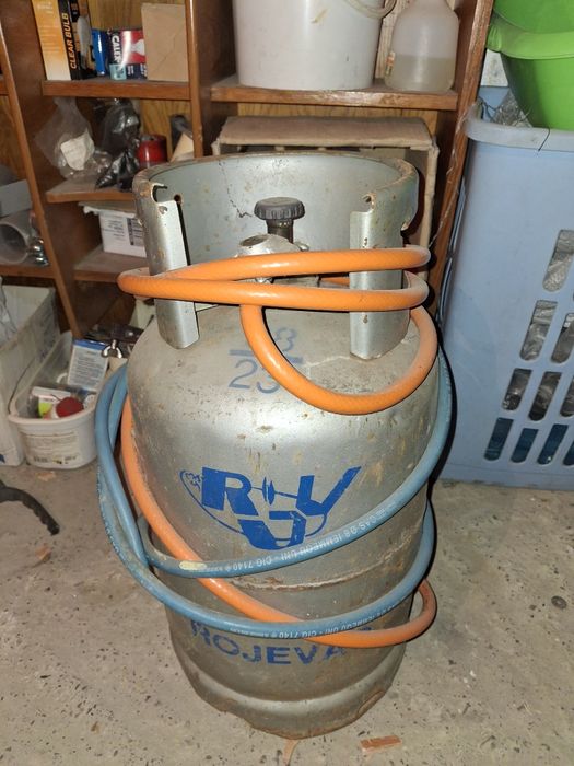 Butelie Gaz cu guler si regulator