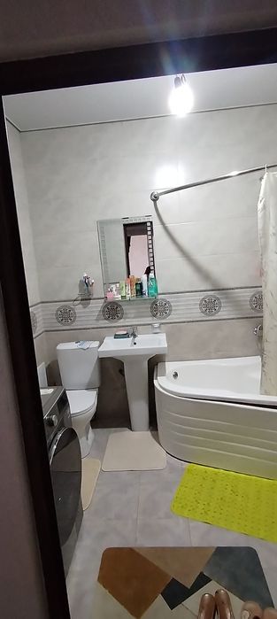Srochna 2 xonali 56kv uy sotiladi Sagdiyana