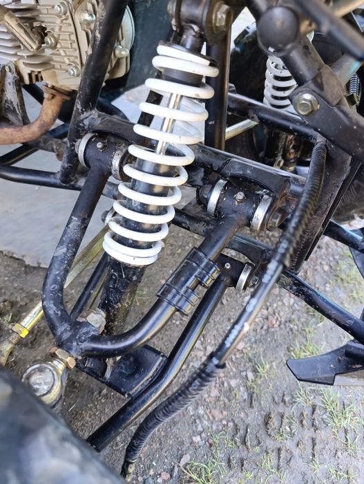 Продам квадроцикл 125 см³