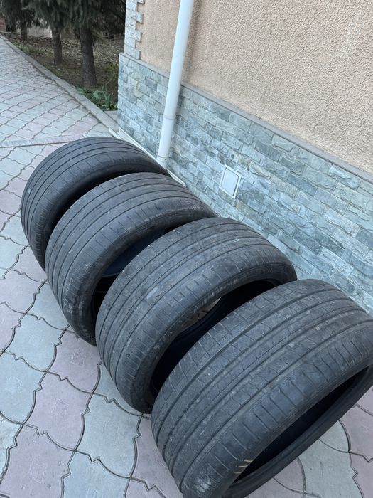 Pirelli p zero r22