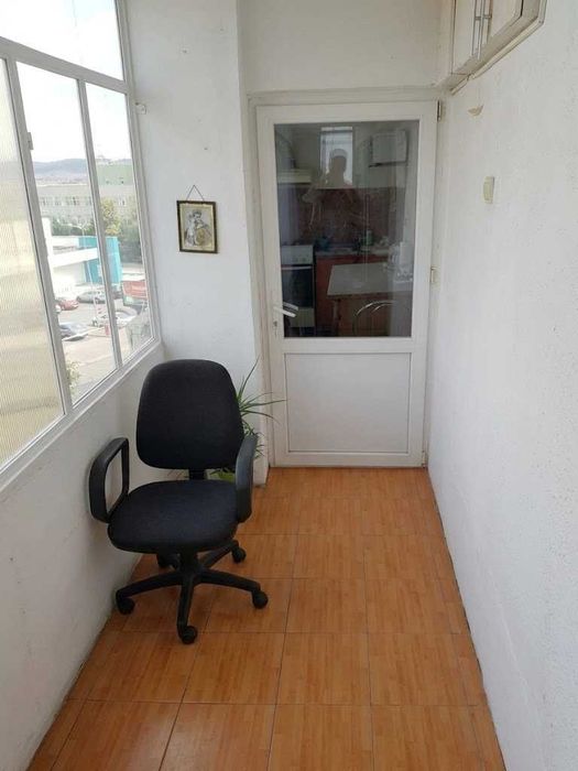 Vand apartament 3 camere